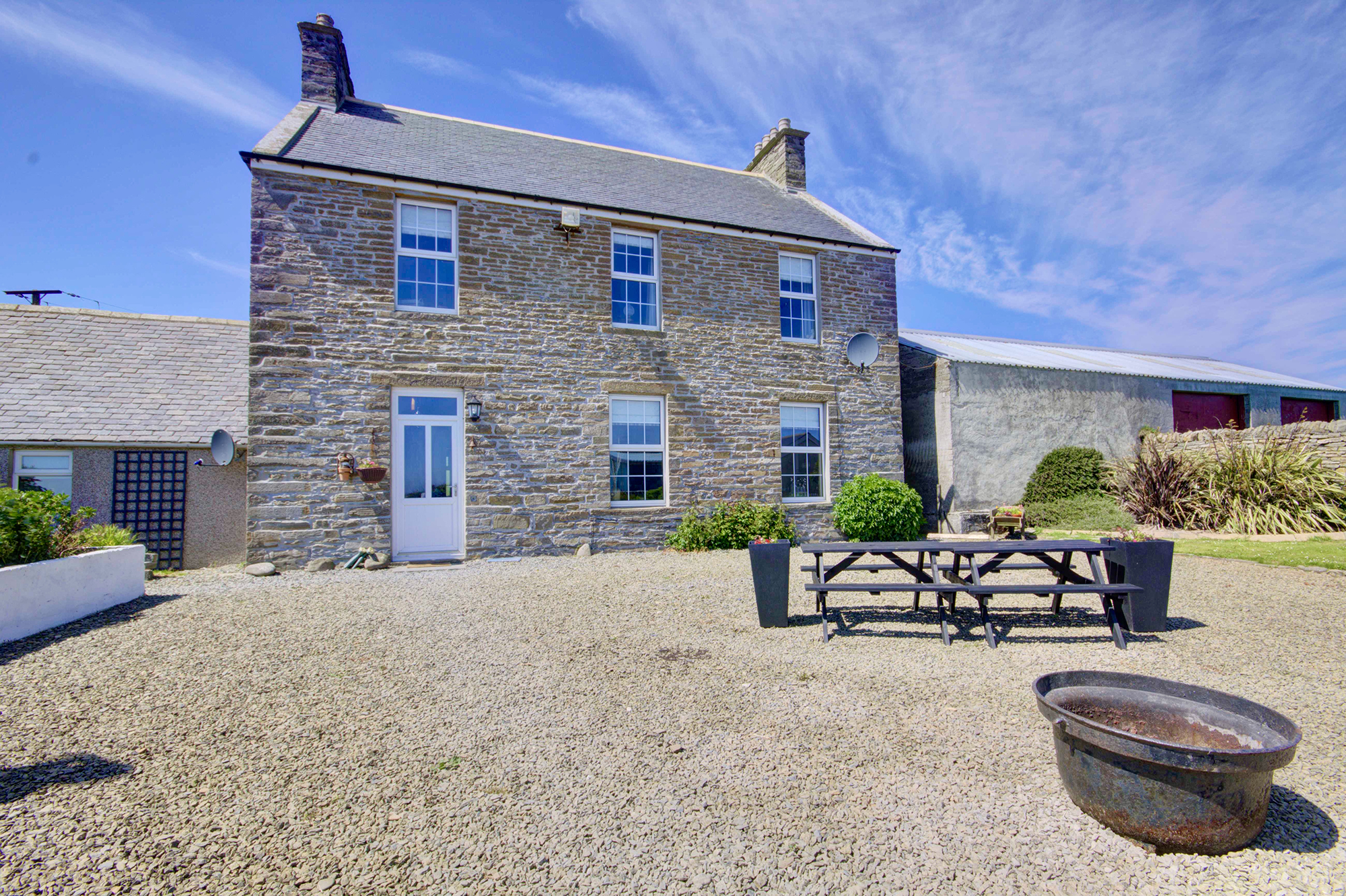 Backaskaill Farmhouse & Cottage