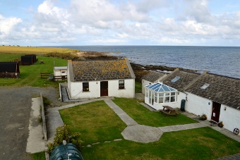 Ayres Rock Hostel & Campsite